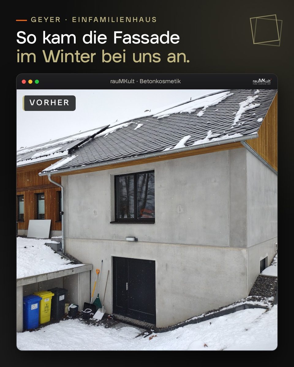 Hausseite mit Sichtbetonfassade, Fenster und Kellertür im Schnee, vor der Betonkosmetik
