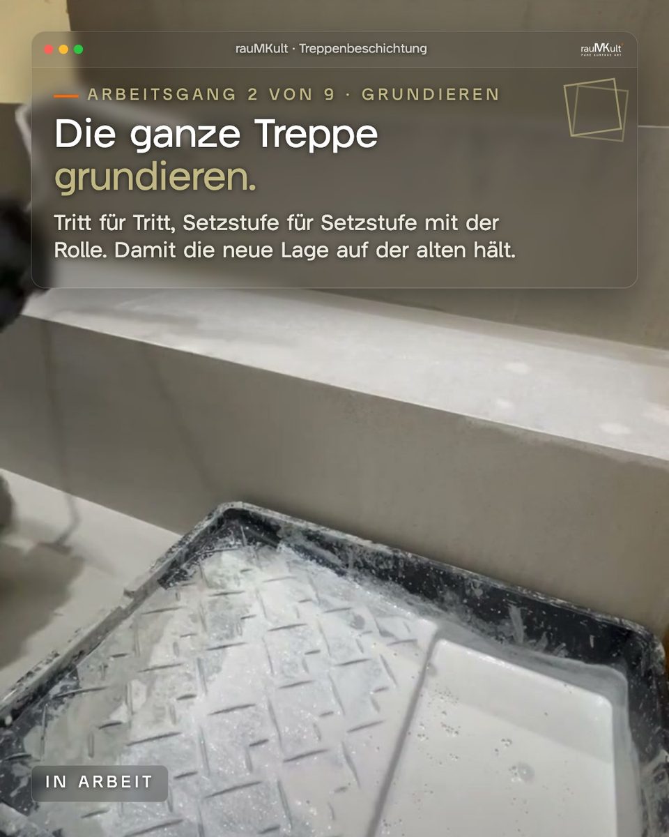 Arbeitsgang 2: die ganze Treppe wird mit der Rolle grundiert