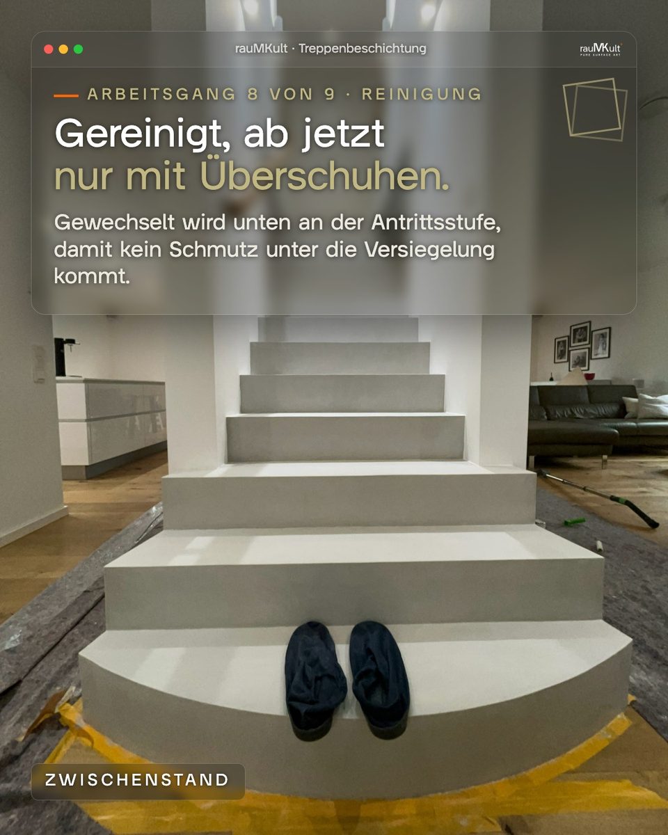 Arbeitsgang 8: Überschuhe unten an der Antrittsstufe