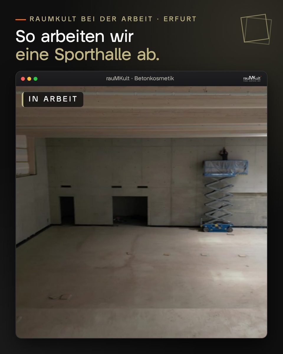 Sporthalle in Erfurt mit Sichtbetonwänden und Hebebühne